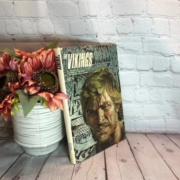 Vintage national geographic society book 1972 THE VIKINGS - Picture 1 of 11